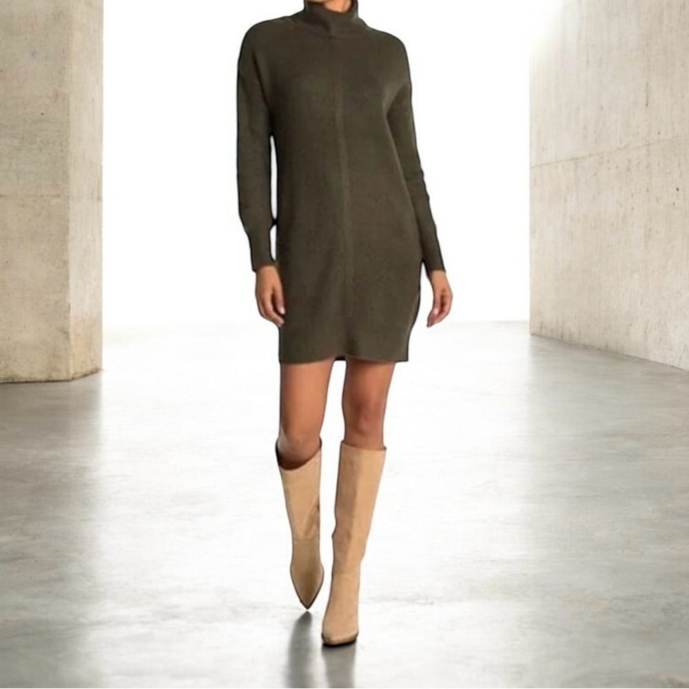 NWT RD Style Turtleneck Sweater Dress